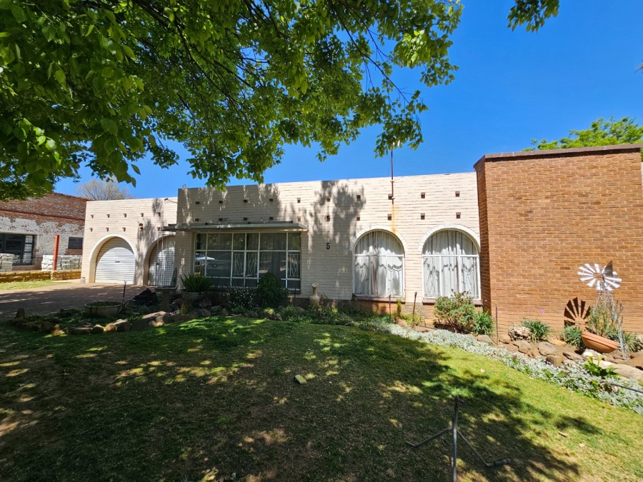 4 Bedroom Property for Sale in Panorama Free State